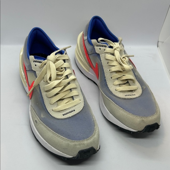 Nike Men's Blue and Cream Sneakers - Picture 1 of 15